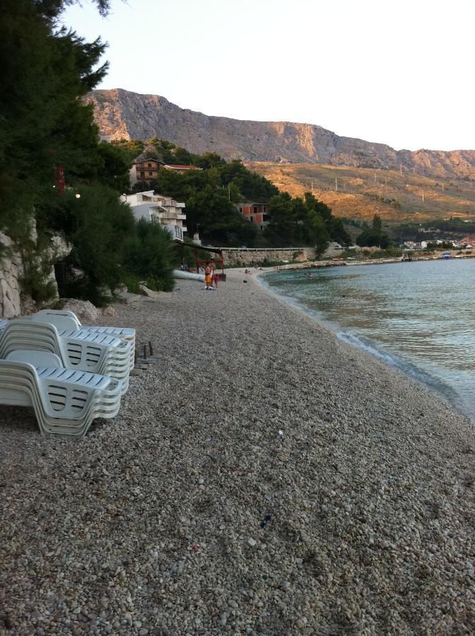 Apartmani Mlikotic Dugi Rat Exteriér fotografie