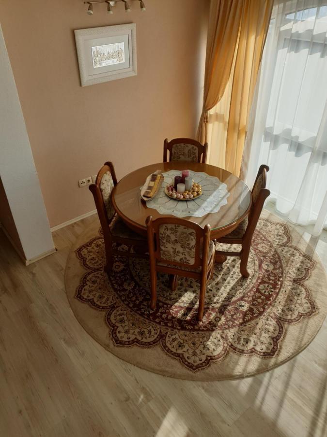 Apartmani Mlikotic Dugi Rat Exteriér fotografie
