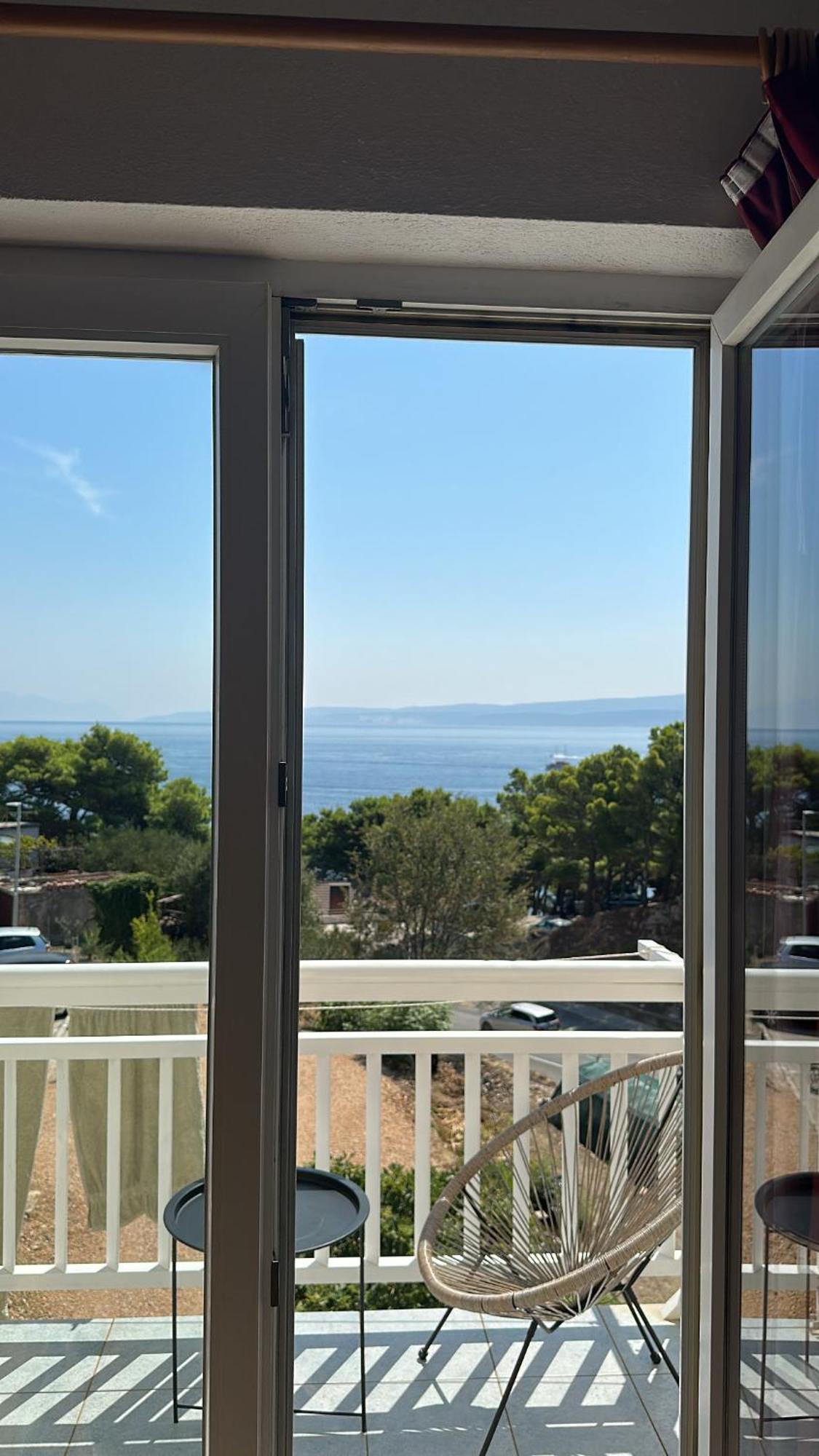 Apartmani Mlikotic Dugi Rat Exteriér fotografie